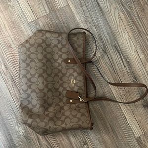Coach Purse, in great condition!